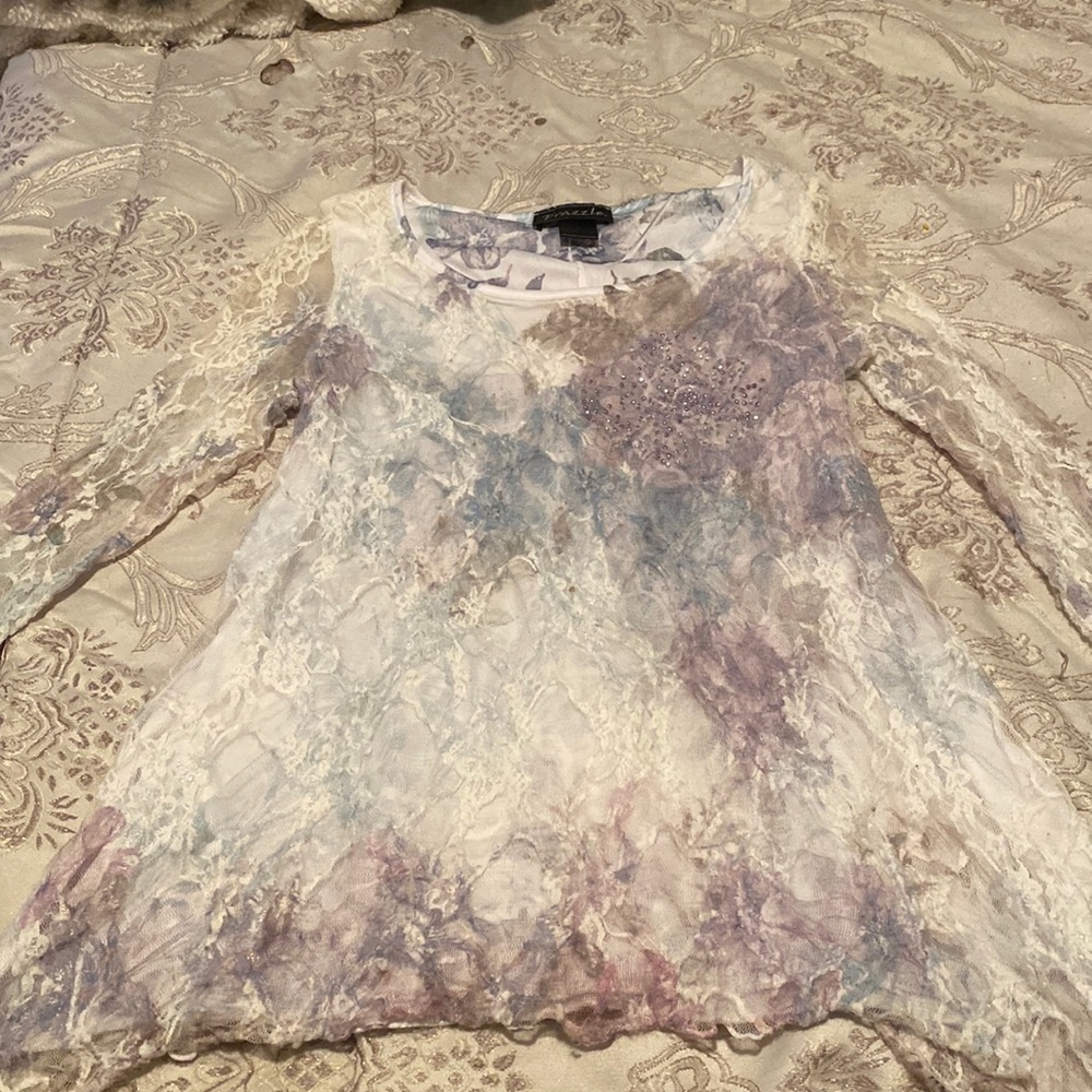 Lace blouse by Frazzle has built in liner